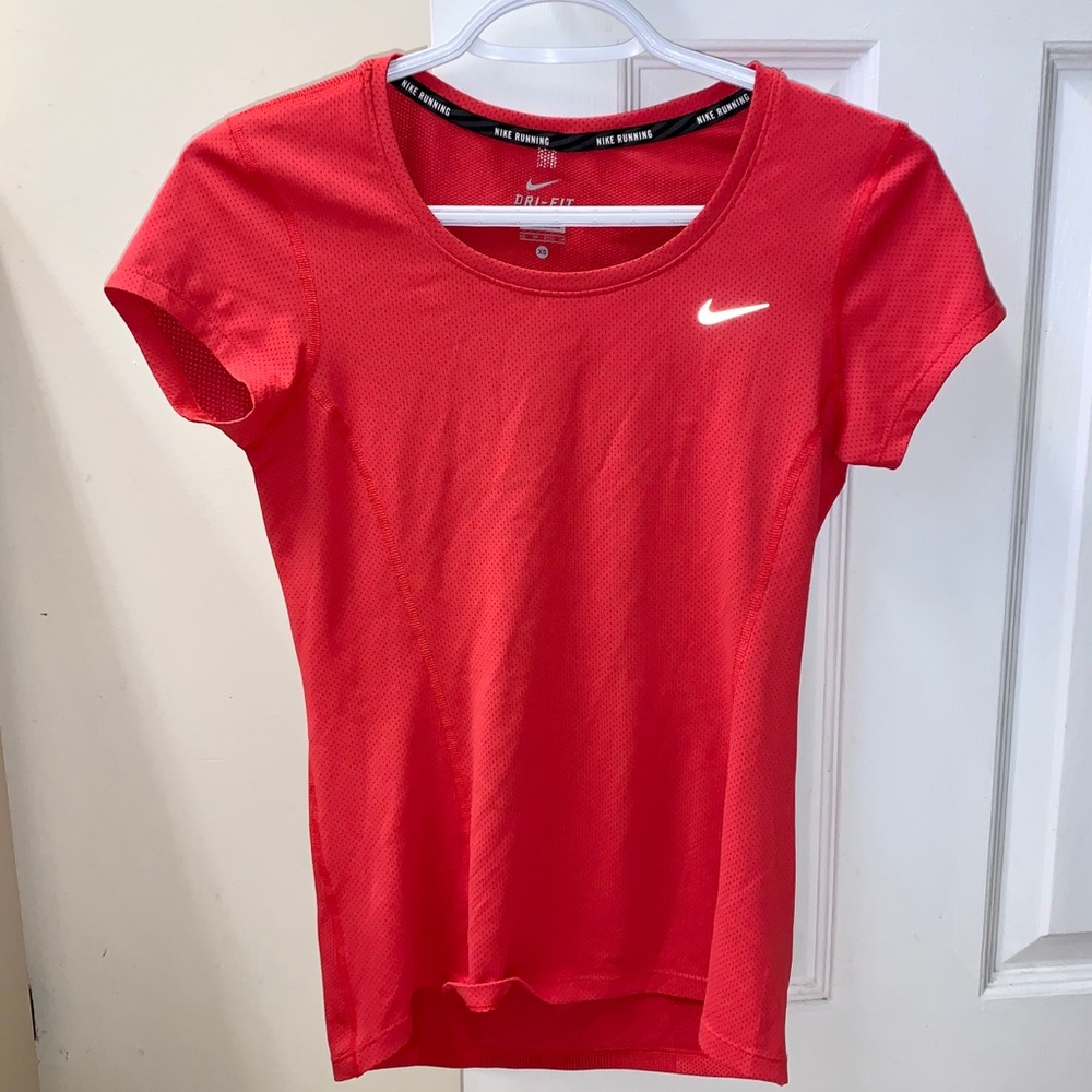 Reflective Nike Short Sleeve Dri-Fit Workout Top